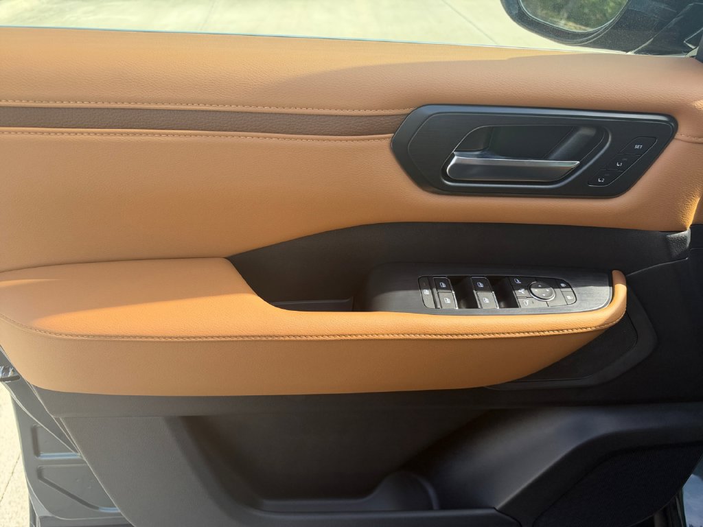 New 2027 Nissan Armada SL RWD image 11