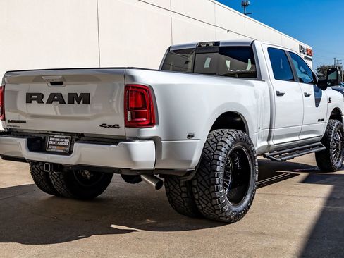 Used 2025 RAM 3500 Laramie w/ Night Edition image 10