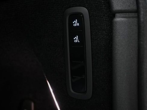 New 2025 Volvo EX90 Plus w/ Protection Package Premier AWD/4WD image 33