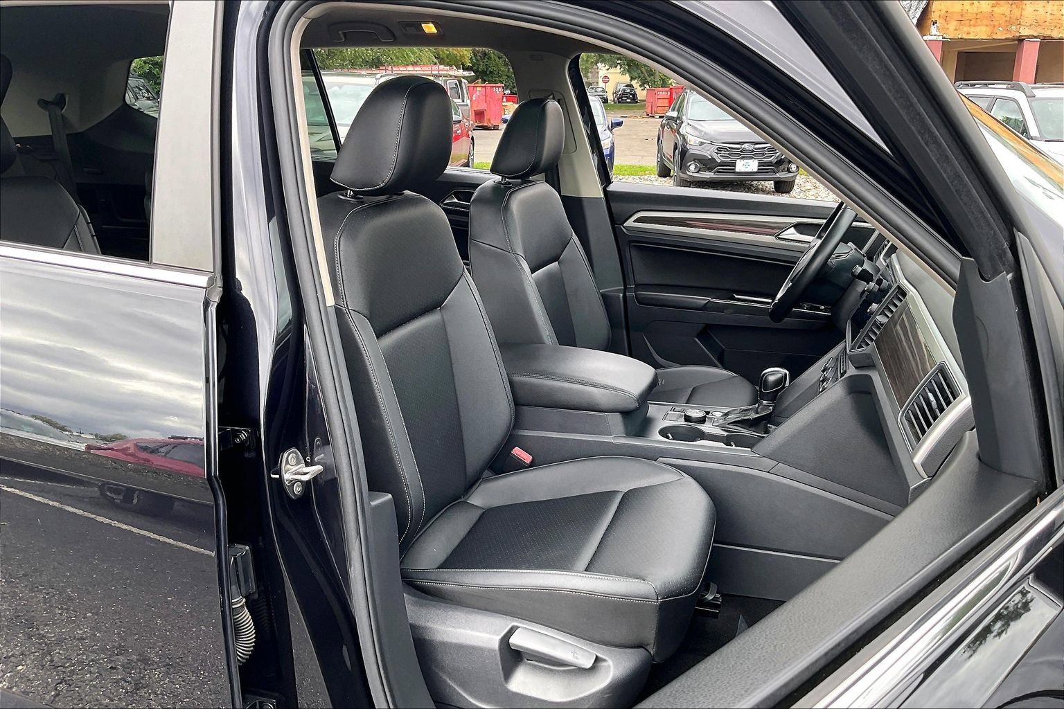 Used 2019 Volkswagen Atlas SE w/ Panoramic Sunroof Package AWD/4WD image 7