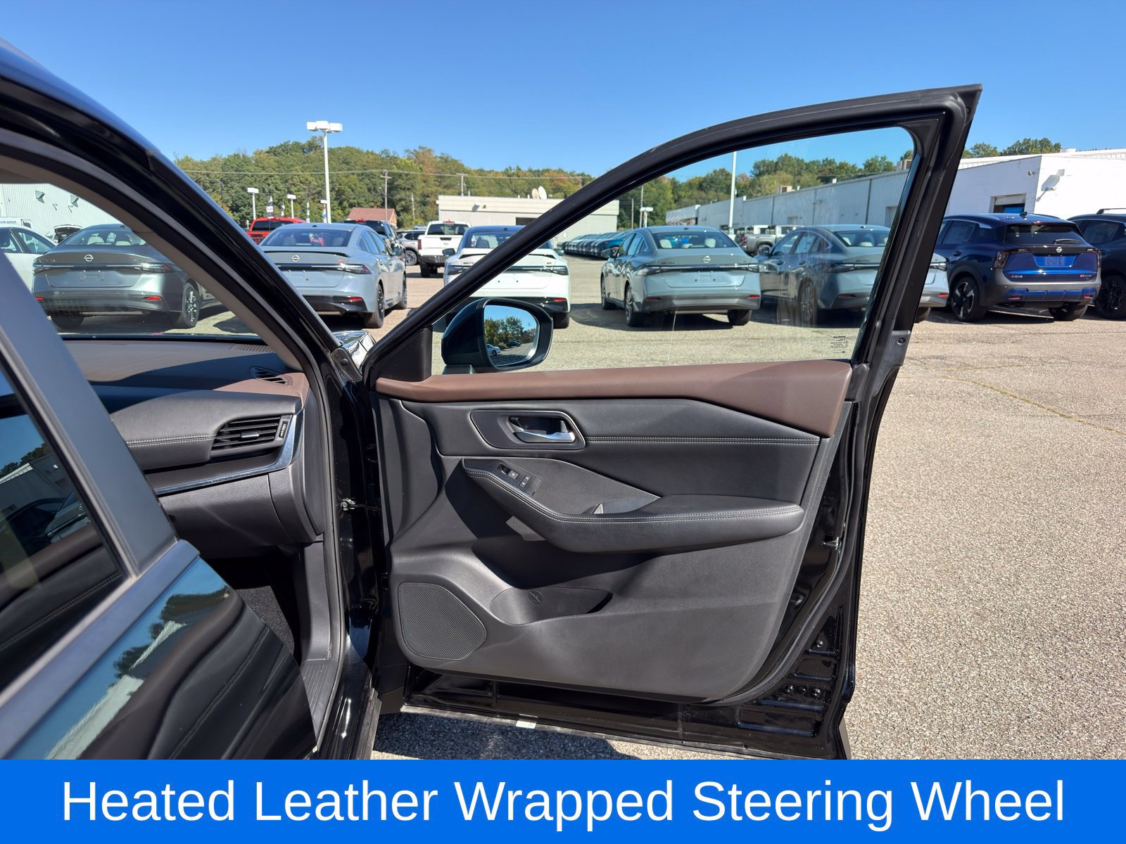 Used 2023 Nissan Rogue SV w/ SV Premium B Package AWD/4WD image 34