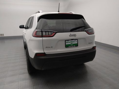 Used 2019 Jeep Cherokee Latitude Plus w/ Comfort/Convenience Group image 6