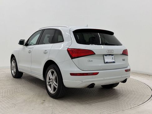 Used 2016 Audi Q5 2.0T Premium Plus w/ Technology Package AWD/4WD image 3