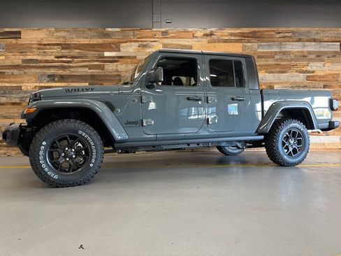 New 2026 Jeep Gladiator Willys image 22
