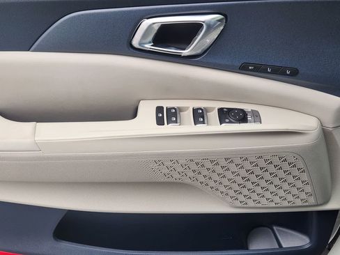 New 2026 Kia Carnival EX image 19