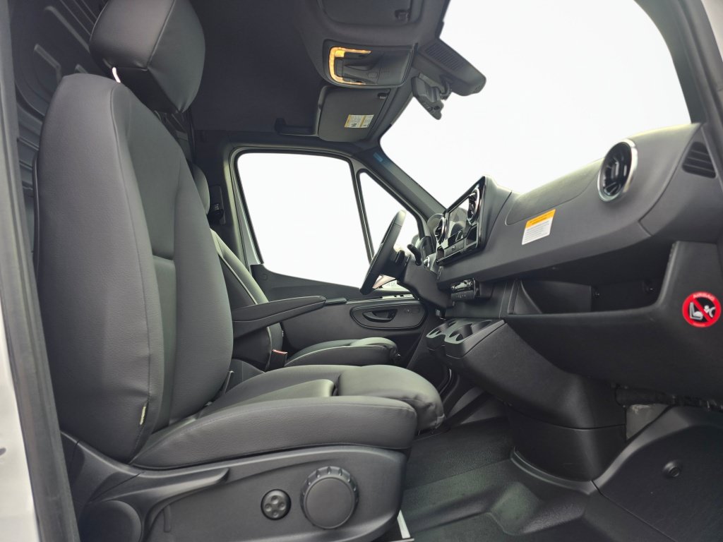 New 2026 Mercedes-Benz Sprinter 2500 image 26