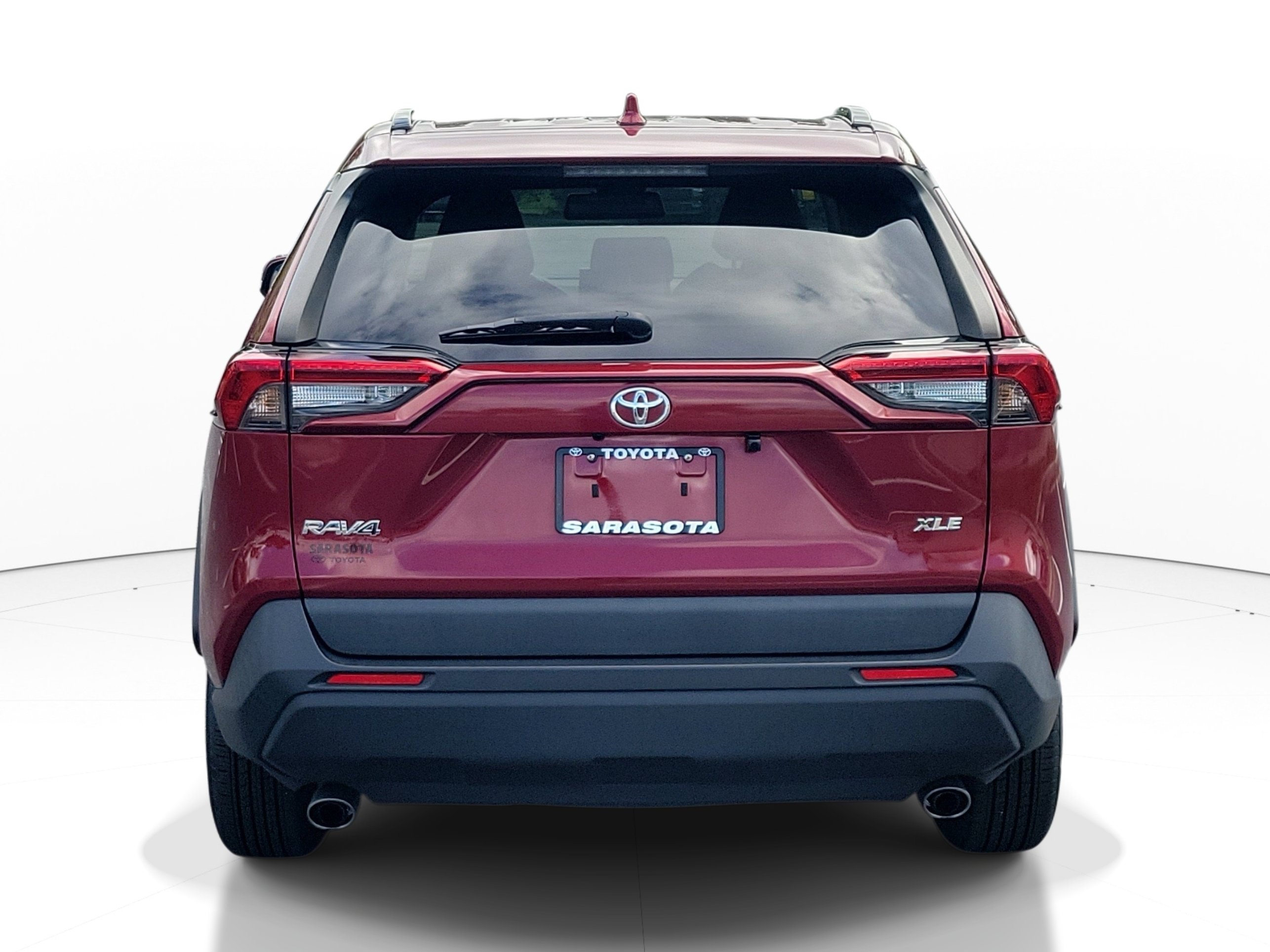 Certified 2021 Toyota RAV4 XLE w/ Convenience Package FWD image 5