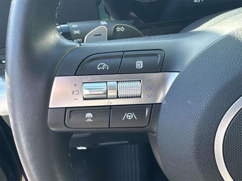 Certified 2025 Hyundai Kona Limited image 22