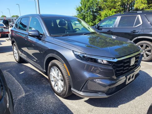 Used 2025 Honda CR-V EX image 3