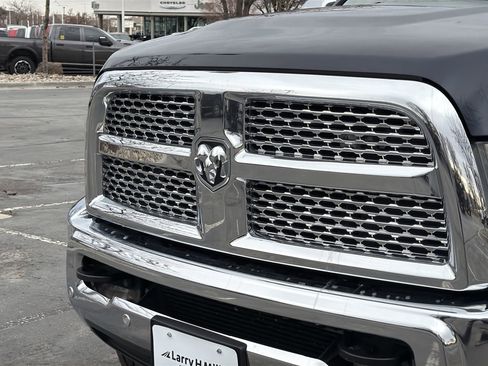 Used 2018 RAM 2500 Laramie image 11