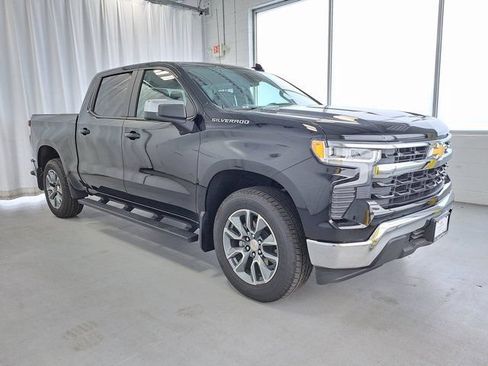 Used 2026 Chevrolet Silverado 1500 LT w/ Protection Package RWD image 5
