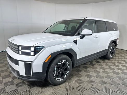 Used 2026 Hyundai Santa Fe SE image 7