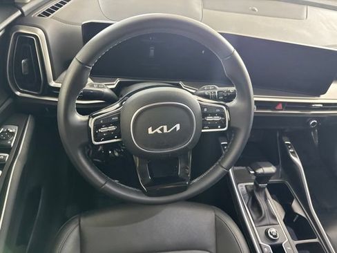 Certified 2024 Kia Sorento S w/ Panoramic Sunroof Package FWD image 25