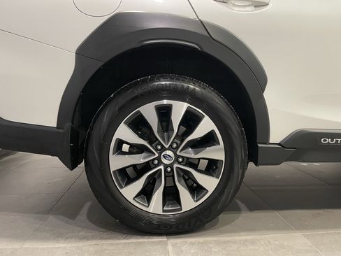 Used 2024 Subaru Outback Limited image 10