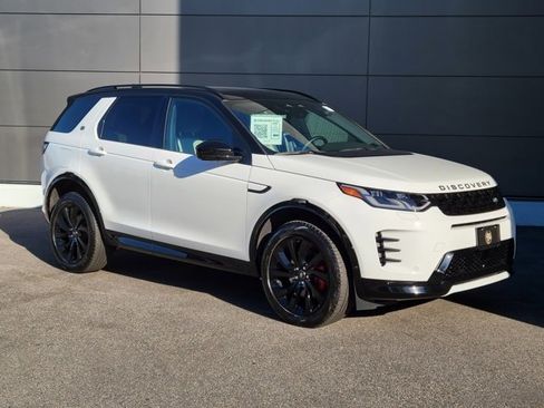 Used 2025 Land Rover Discovery Sport Dynamic SE image 9