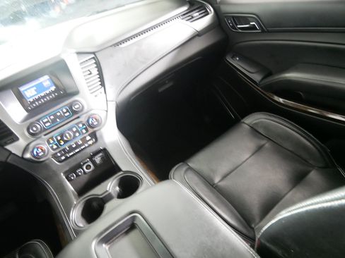 Used 2015 Chevrolet Tahoe LS AWD/4WD image 11