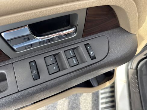 Used 2012 Ford F150 Lariat w/ Lariat Plus Pkg image 12