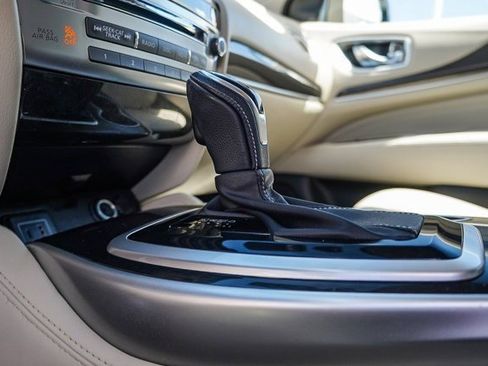 Used 2019 INFINITI QX60 Luxe w/ Essential Package FWD image 26