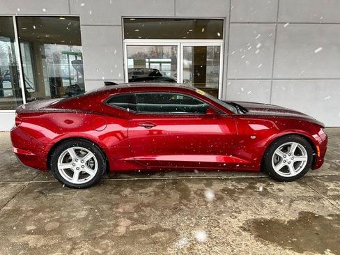 Used 2023 Chevrolet Camaro LT RWD image 6