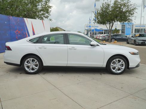 New 2026 Honda Accord LX image 4