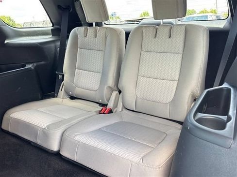 Used 2018 Ford Explorer FWD image 16
