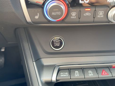 New 2025 Audi Q3 2.0T Premium image 26