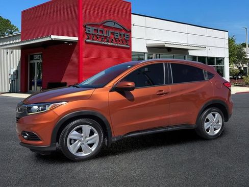 Used 2019 Honda HR-V EX image 1