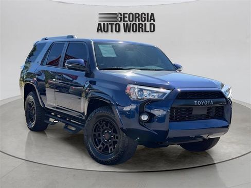 Used 2021 Toyota 4Runner SR5 Premium w/ Moonroof Package RWD image 10