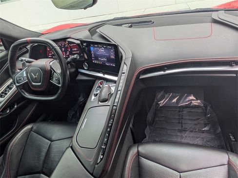 Used 2021 Chevrolet Corvette Stingray Premium Conv w/ Z51 Performance Package image 14