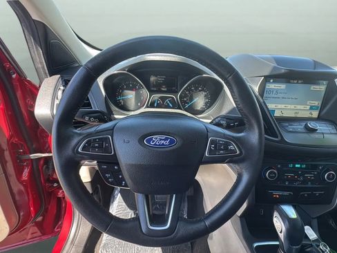 Used 2019 Ford Escape SEL AWD/4WD image 23