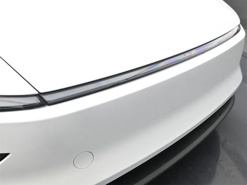 Used 2026 Tesla Model Y Long Range image 18