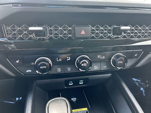 Certified 2025 Honda Accord EX-L image 18