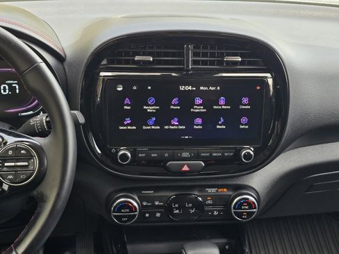 Used 2024 Kia Soul GT-Line image 15