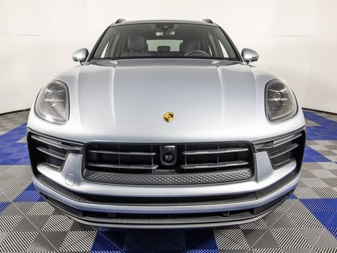 Used 2024 Porsche Macan Premium Plus AWD image 2