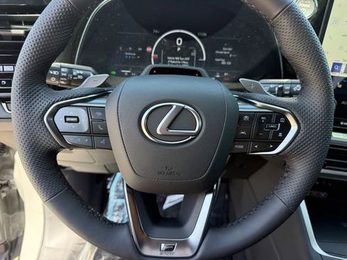 New 2026 Lexus TX 500h AWD image 13