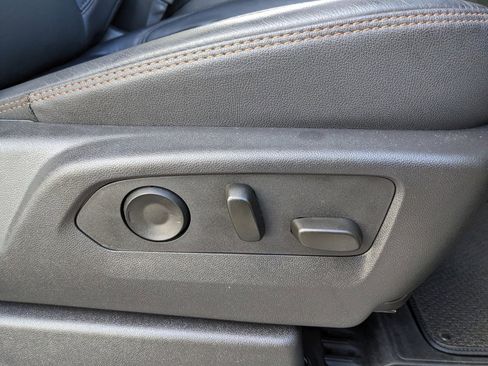 Used 2025 GMC Sierra 1500 AT4 image 55