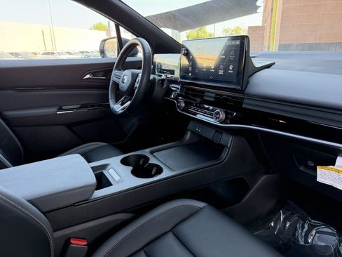 Used 2024 Honda Prologue Touring image 41