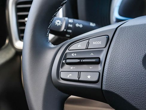 New 2026 Hyundai Venue SEL image 19