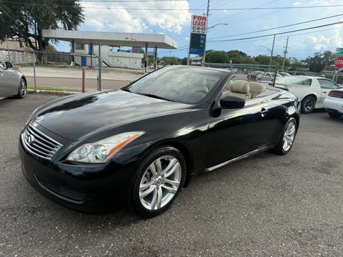 Used 2009 INFINITI G37 Convertible w/ Premium Pkg RWD image 1