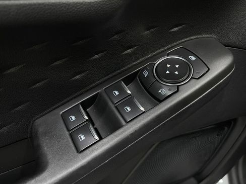 Used 2020 Ford Escape SEL image 15