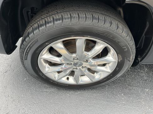 Used 2016 Jeep Cherokee Limited AWD/4WD image 50