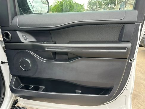 Used 2019 Ford Expedition Max XL RWD image 16