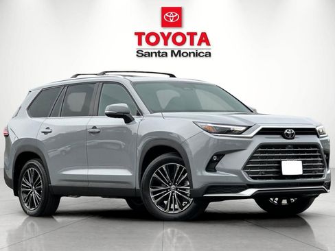 New 2026 Toyota Grand Highlander AWD Hybrid image 1