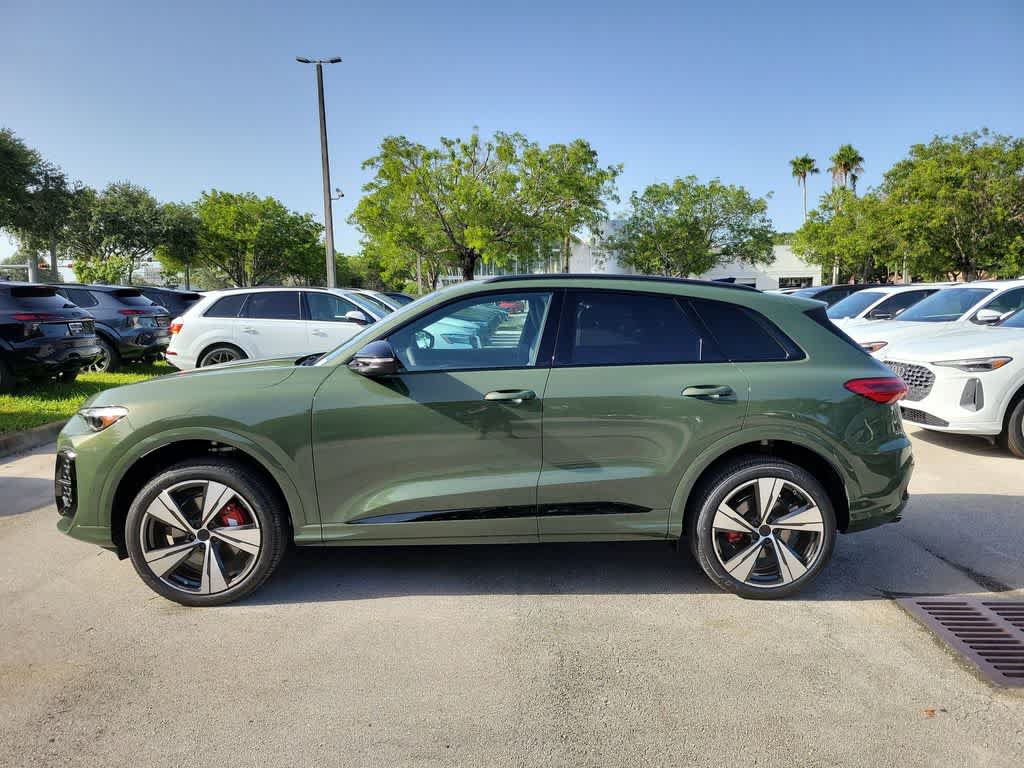 New 2026 Audi SQ5 Premium Plus AWD/4WD image 3