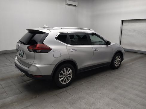 Used 2020 Nissan Rogue SV FWD image 10