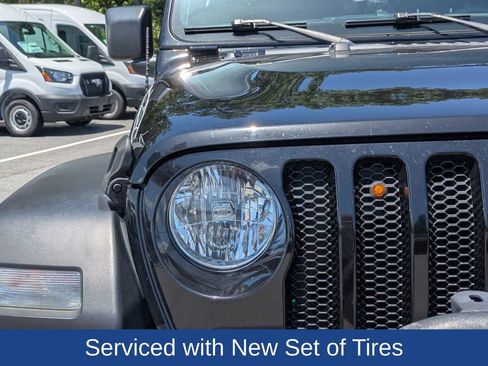 Used 2022 Jeep Wrangler Unlimited Sport AWD/4WD image 10