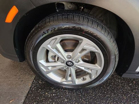 Used 2023 Hyundai Kona SEL image 33