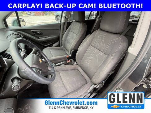 Used 2019 Chevrolet Trax LT w/ LPO, Protection Package FWD image 14