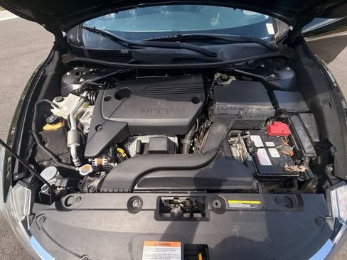 Used 2016 Nissan Altima 2.5 SR FWD image 15