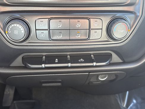 Used 2016 GMC Sierra 2500 4x4 Crew Cab image 22